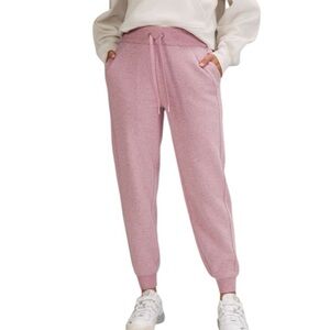 Lululemon Scuba High Rise Joggers 7/8 Length
